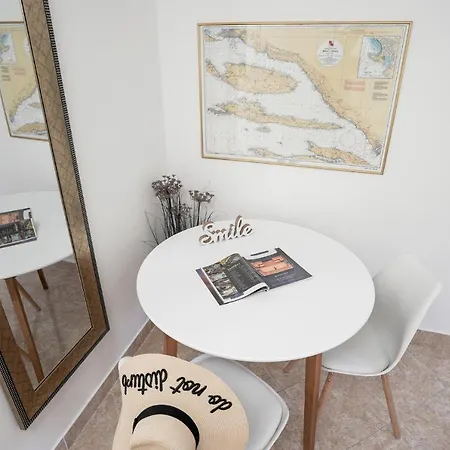 Downtown Hideaway - Zf Hvar Апартаменты *