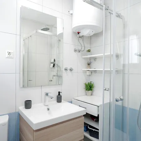 Апартаменты Downtown Hideaway - Zf Hvar