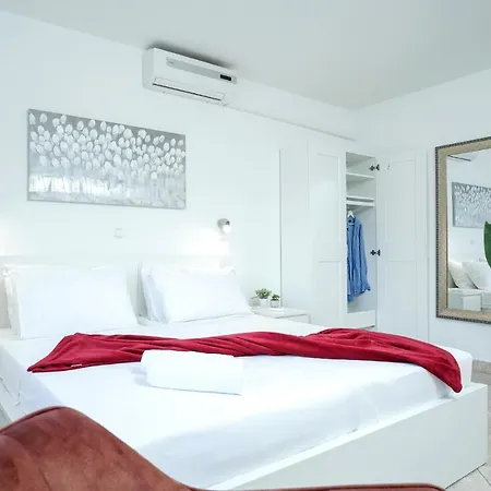 Апартаменты Downtown Hideaway - Zf Hvar