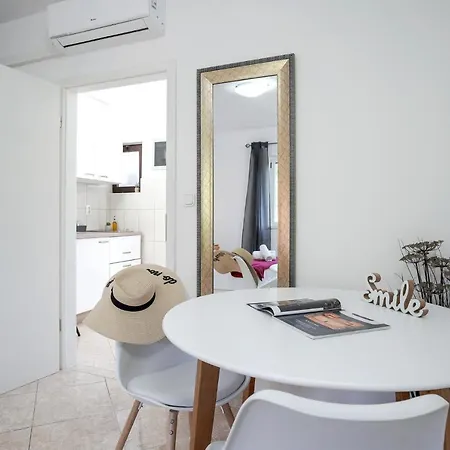 Downtown Hideaway - Zf Hvar 公寓 *