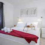 Downtown Hideaway - Zf Hvar Apartament